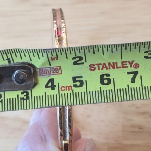 Vintage ITALIAN 18K Yellow Gold Bangle Bracelet, 10.7 grams - Picture 16 of 16